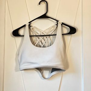 Born primitive sports bra white